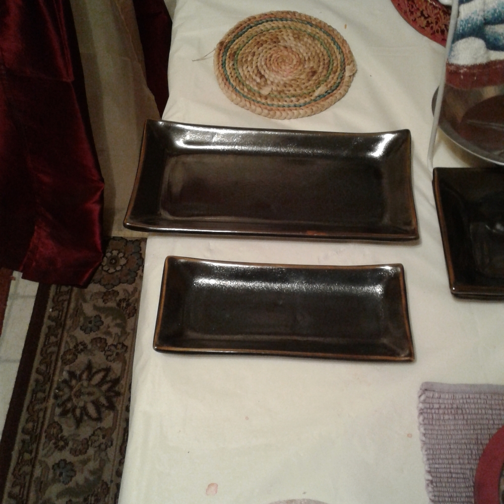 Plates Stones are